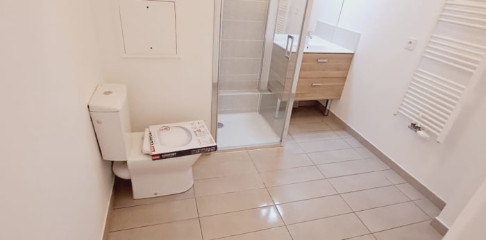 Image 4 sur 4 - Appartement  ·  Location · Paris (75018) · 2 pièces · 43m²