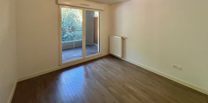 Image 8 sur 9 - Appartement  ·  Location · Sevres (92310) · 5 pièces · 104m²