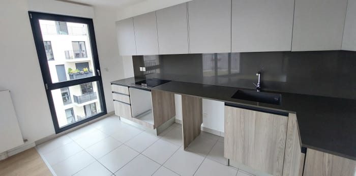 Image 4 sur 9 - Appartement  ·  Location · Nanterre (92000) · 5 pièces · 105m²