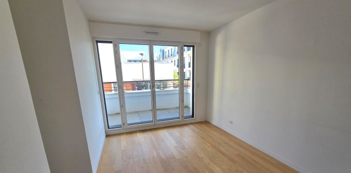 Image 6 sur 8 - Appartement  ·  Location · Suresnes (92150) · 4 pièces · 82m²