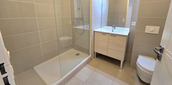 Image 7 sur 8 - Appartement  ·  Location · Suresnes (92150) · 4 pièces · 82m²