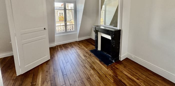 Image 2 sur 7 - Appartement  ·  Location · Paris (75014) · 2 pièces · 48m²