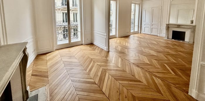 Image 1 sur 9 - Appartement  ·  Location · Paris (75008) · 4 pièces · 141m²