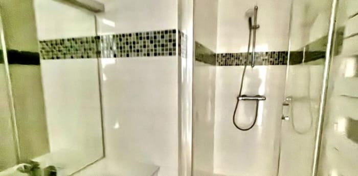 Image 9 sur 9 - Appartement  ·  Location · Paris (75008) · 4 pièces · 113m²