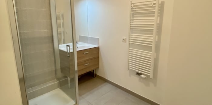 Image 4 sur 4 - Appartement  ·  Location · Paris (75018) · 2 pièces · 40m²