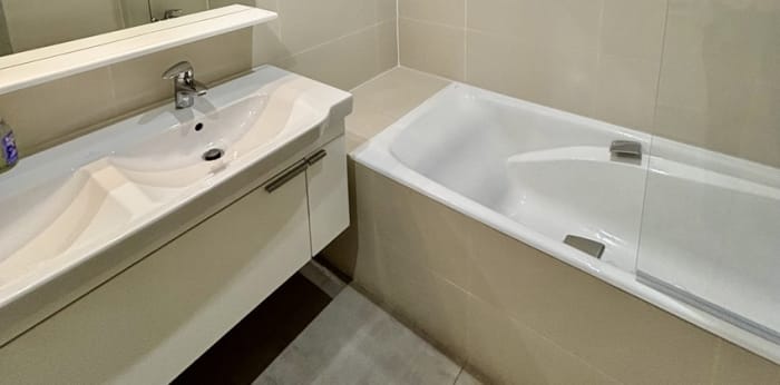 Image 8 sur 9 - Appartement  ·  Location · Paris (75017) · 5 pièces · 156m²