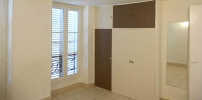 Image 2 sur 2 - Appartement  ·  Location · Paris (75015) · 1 pièce · 18m²