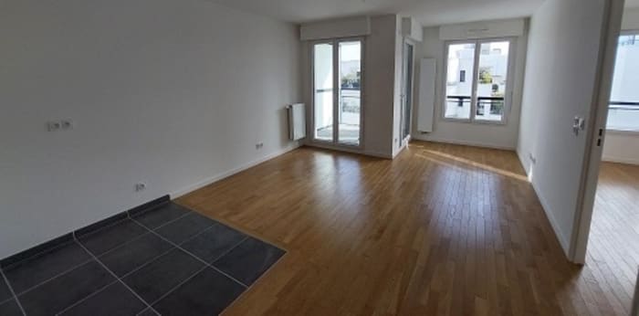 Image 3 sur 6 - Appartement  ·  Location · Suresnes (92150) · 2 pièces · 43m²