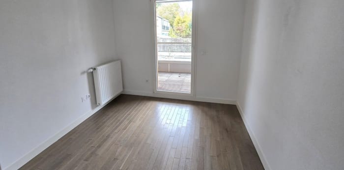 Image 7 sur 8 - Appartement  ·  Location · Sevres (92310) · 3 pièces · 59m²