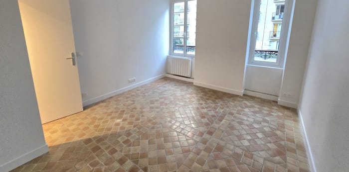 Image 9 sur 9 - Appartement  ·  Location · Paris (75006) · 5 pièces · 144m²