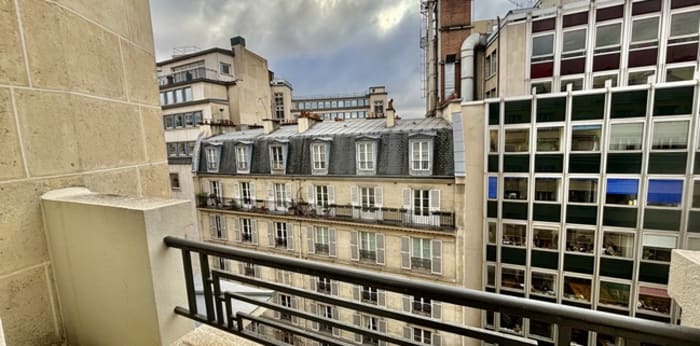 Image 9 sur 9 - Appartement  ·  Location · Paris (75007) · 5 pièces · 142m²