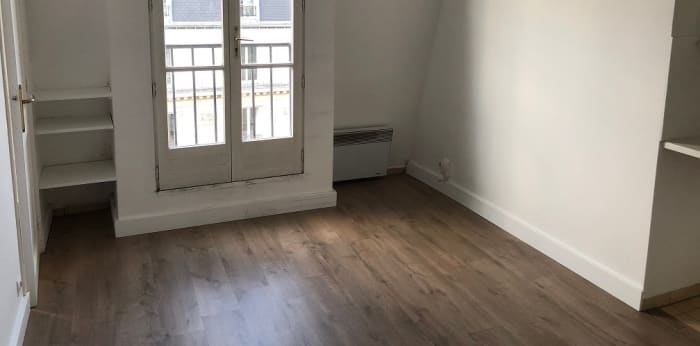 Image 2 sur 5 - Appartement  ·  Location · Paris (75003) · 1 pièce · 21m²
