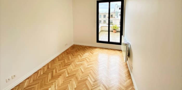 Image 5 sur 8 - Appartement  ·  Location · Paris (75016) · 4 pièces · 108m²