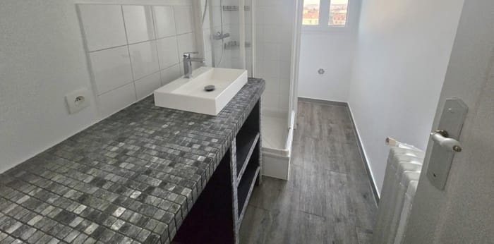 Image 4 sur 6 - Appartement  ·  Location · La Garenne Colombes (92250) · 2 pièces · 43m²