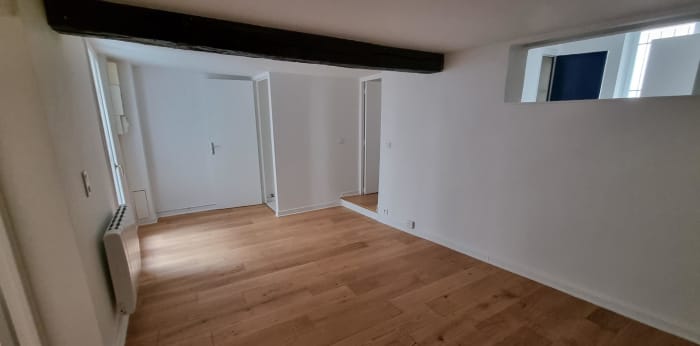 Image 2 sur 5 - Appartement  ·  Location · Paris (75002) · 2 pièces · 46m²