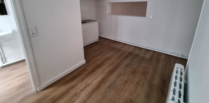 Image 3 sur 5 - Appartement  ·  Location · Paris (75002) · 2 pièces · 46m²