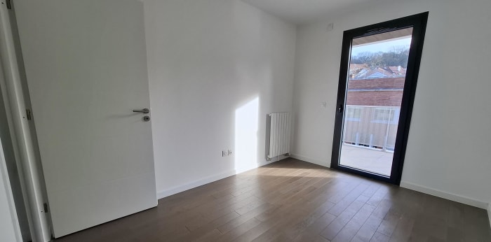 Image 8 sur 9 - Appartement  ·  Location · Meudon (92190) · 4 pièces · 90m²