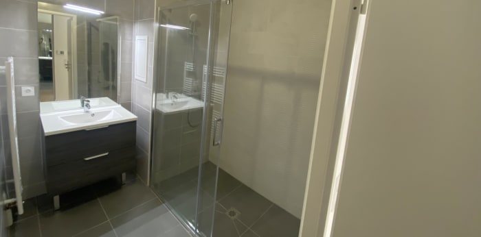 Image 7 sur 8 - Appartement  ·  Location · Saint Cloud (92210) · 2 pièces · 60m²