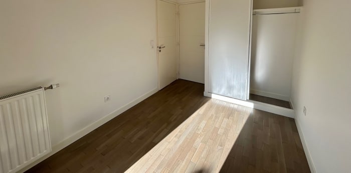 Image 6 sur 9 - Appartement  ·  Location · Sevres (92310) · 5 pièces · 104m²