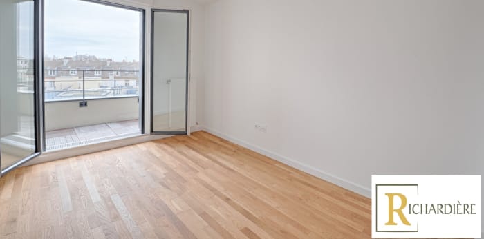Image 7 sur 9 - Appartement  ·  Location · Saint Cloud (92210) · 5 pièces · 127m²