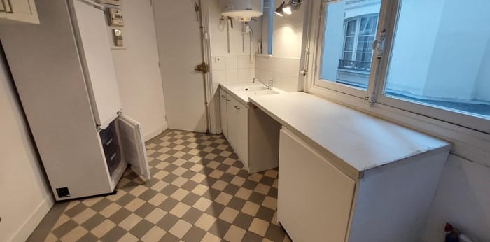 Image 4 sur 6 - Appartement  ·  Location · Paris (75007) · 2 pièces · 64m²