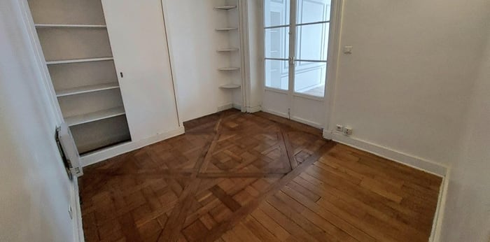 Image 6 sur 6 - Appartement  ·  Location · Paris (75007) · 2 pièces · 64m²