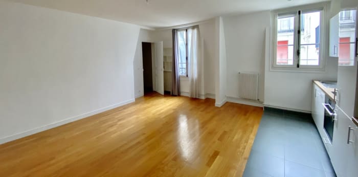 Image 1 sur 8 - Appartement  ·  Location · Paris (75116) · 3 pièces · 85m²