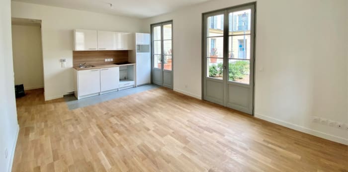 Image 2 sur 7 - Appartement  ·  Location · Versailles (78000) · 3 pièces · 69m²