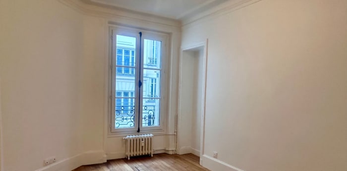 Image 6 sur 8 - Appartement  ·  Location · Paris (75016) · 6 pièces · 124m²