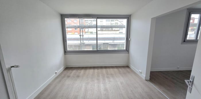 Image 3 sur 5 - Appartement  ·  Location · Chaville (92370) · 1 pièce · 31m²