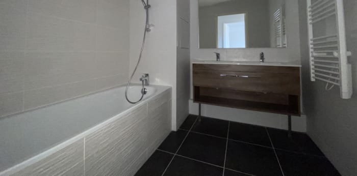Image 6 sur 7 - Appartement  ·  Location · Suresnes (92150) · 4 pièces · 60m²