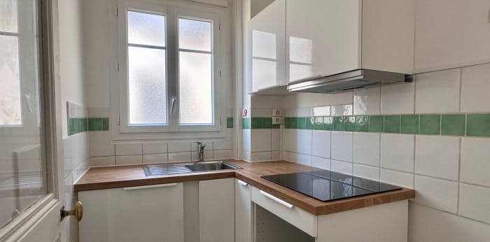 Image 3 sur 6 - Appartement  ·  Location · Paris (75017) · 3 pièces · 47m²