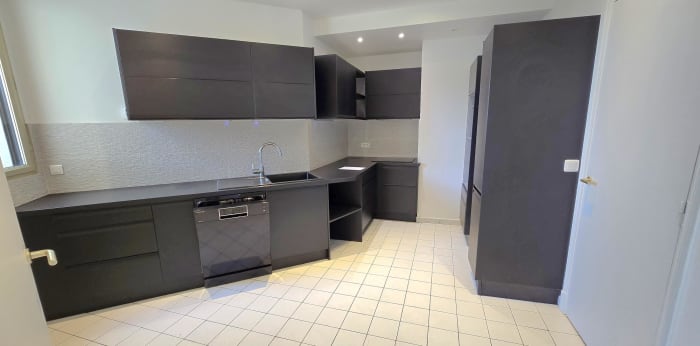 Image 5 sur 9 - Appartement  ·  Location · Neuilly (92200) · 5 pièces · 168m²