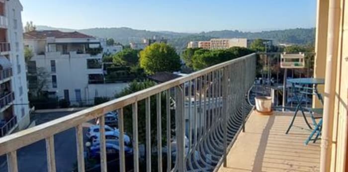 Image 6 sur 10 - Appartement  ·  Vente · Aix En Provence (13090) · 2 pièces · 58m²