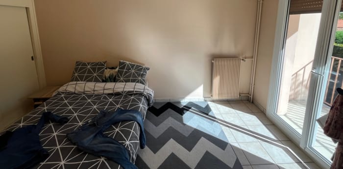 Image 3 sur 6 - Appartement  ·  Vente · Issoire (63500) · 2 pièces · 45m²