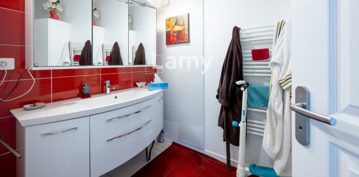 Image 6 sur 9 - Appartement  ·  Vente · Bruges (33520) · 4 pièces · 94m²