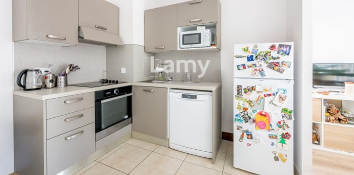 Image 3 sur 11 - Appartement  ·  Vente · Bordeaux (33800) · 3 pièces · 67m²