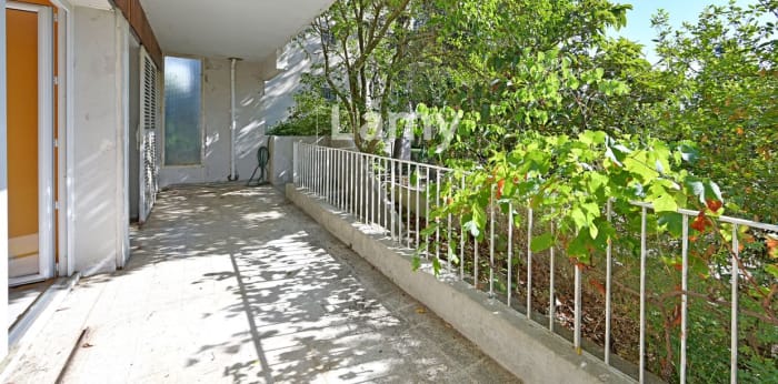 Image 8 sur 8 - Appartement  ·  Vente · Nimes (30900) · 4 pièces · 80m²