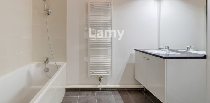 Image 11 sur 15 - Appartement  ·  Vente · Reims (51100) · 4 pièces · 78m²