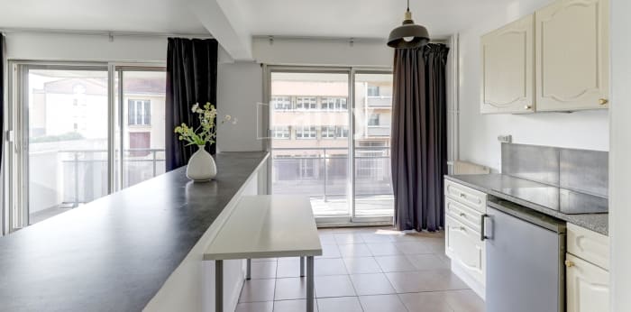 Image 6 sur 11 - Appartement  ·  Vente · Clermont Ferrand (63000) · 1 pièce · 38m²