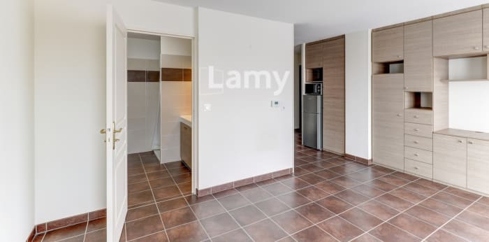 Image 1 sur 12 - Appartement  ·  Vente · Clermont Ferrand (63000) · 1 pièce · 30m²