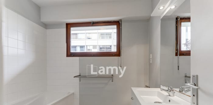 Image 7 sur 10 - Appartement  ·  Vente · Clermont Ferrand (63000) · 5 pièces · 96m²