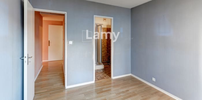 Image 4 sur 7 - Appartement  ·  Vente · Clermont Ferrand (63000) · 5 pièces · 110m²