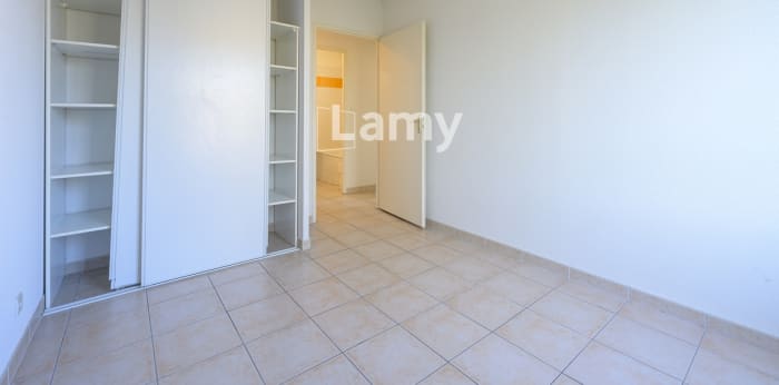 Image 8 sur 11 - Maison/villa  ·  Vente · L Isle Sur La Sorgue (84800) · 4 pièces · 111m²