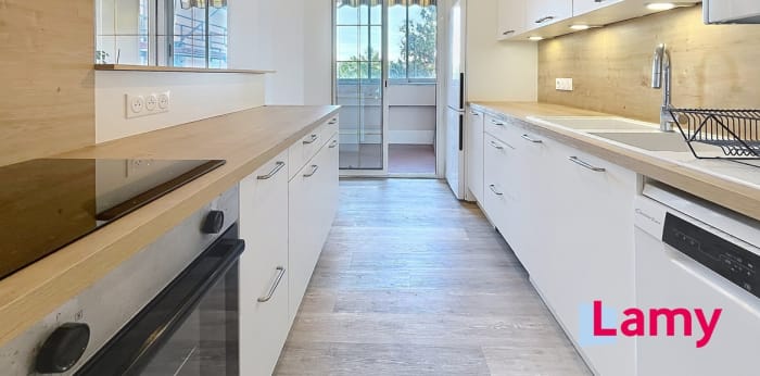 Image 5 sur 16 - Appartement  ·  Vente · Aix En Provence (13090) · 4 pièces · 82m²