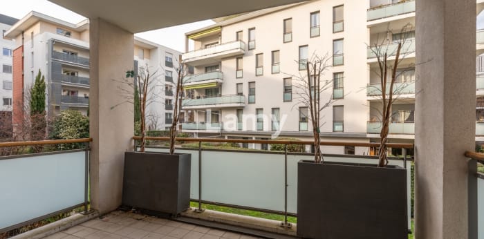 Image 2 sur 9 - Appartement  ·  Vente · Lyon (69006) · 2 pièces · 54m²