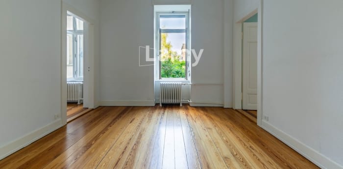 Image 8 sur 10 - Appartement  ·  Vente · Strasbourg (67000) · 7 pièces · 182m²