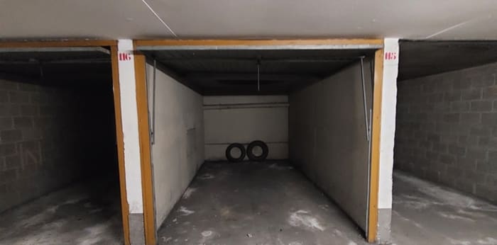 Image 2 sur 3 - Parking/box  ·  Vente · Reims (51100) · 1 pièce · 13m²