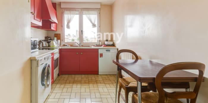 Image 14 sur 16 - Appartement  ·  Vente · Reims (51100) · 4 pièces · 92m²