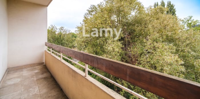 Image 7 sur 9 - Appartement  ·  Vente · Colmar (68000) · 3 pièces · 69m²